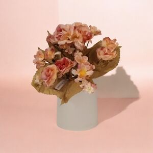 Charming Pink Faux Set 6 Wild mini Roses mixed with Daisy and Wild Flowers